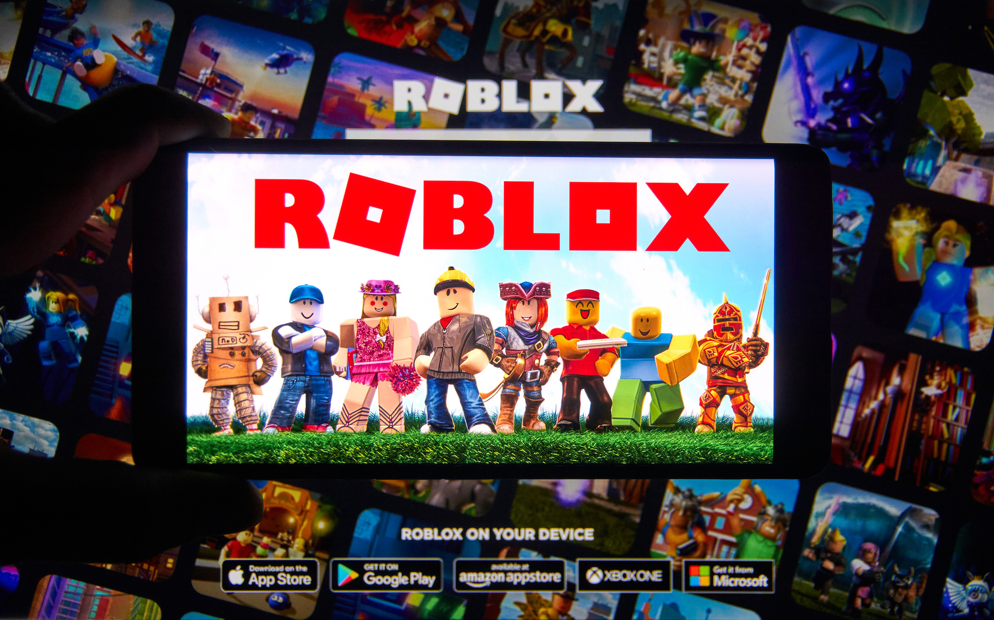 How to Change Your Background on Roblox