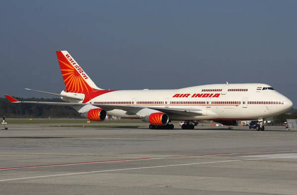 Download Air India Boeing B747-400 Double-Decker Wallpaper | Wallpapers.com