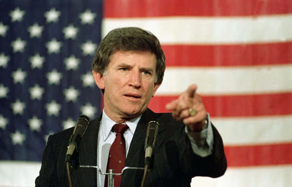 Download Gary And Lee Hart Wallpaper | Wallpapers.com