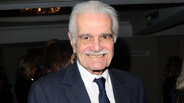 Download Egyptian Artist Omar Sharif Wallpaper | Wallpapers.com