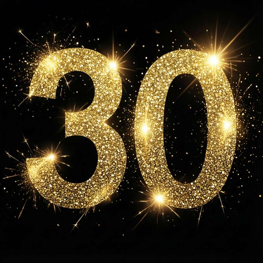 Glamorous glittery 30 on black with gold sparkles — 30th Birthday Wallpaper