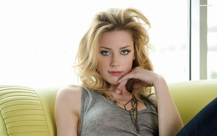 Amber Heard Pictures Wallpaper