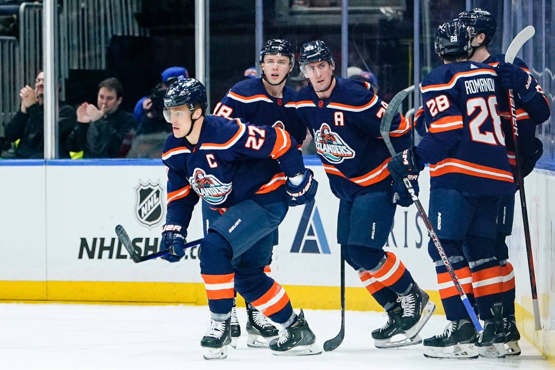 Anders Lee Wallpaper