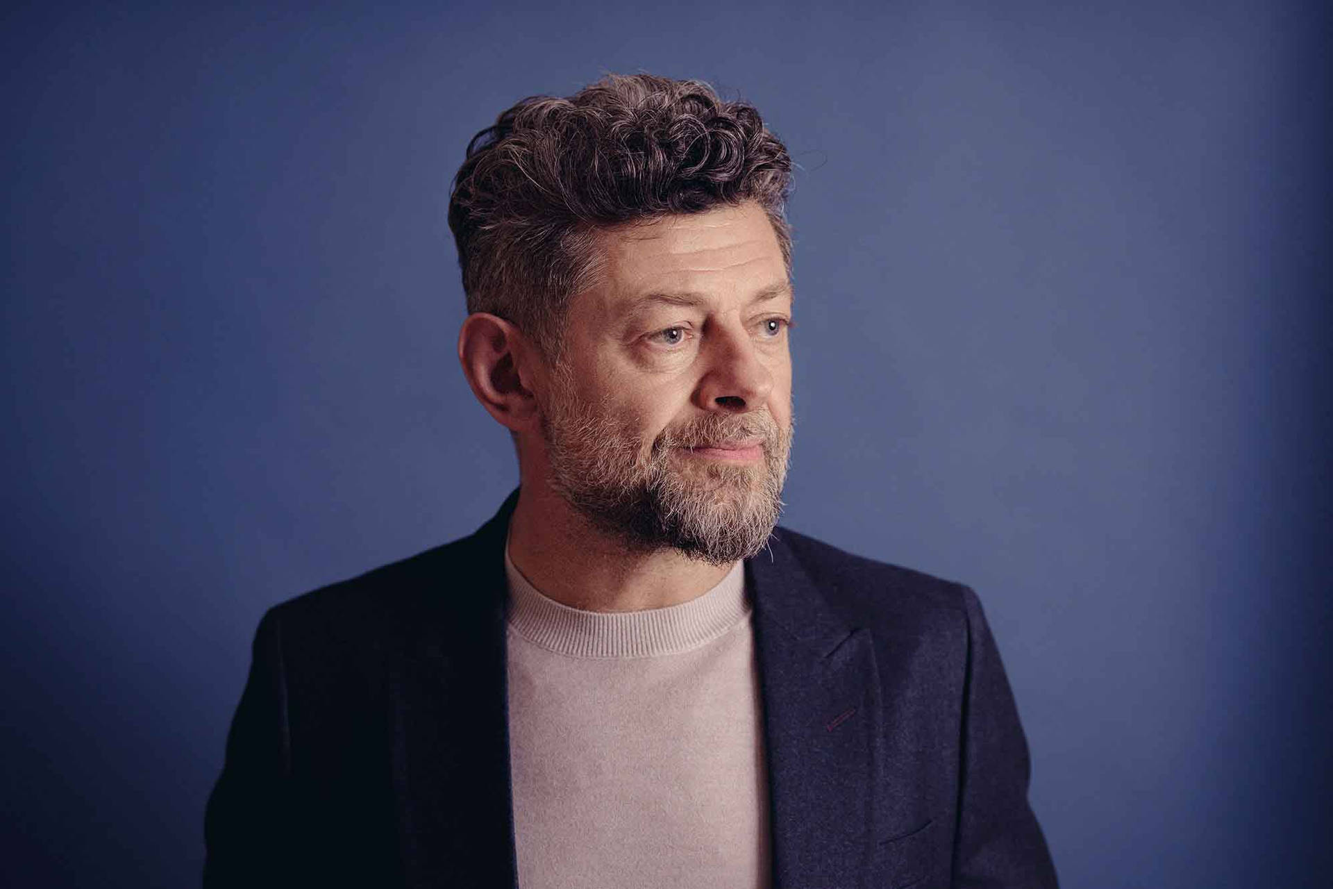 Andy Serkis Bakgrunnsbildet