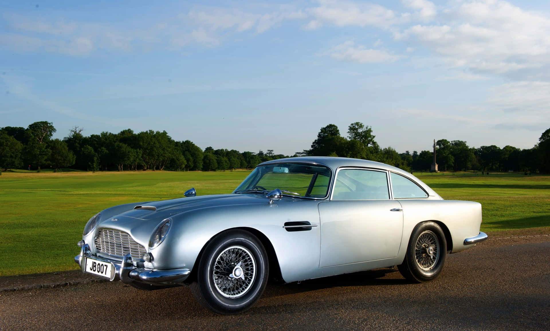 Aston Martin Db5 Bakgrunnsbildet