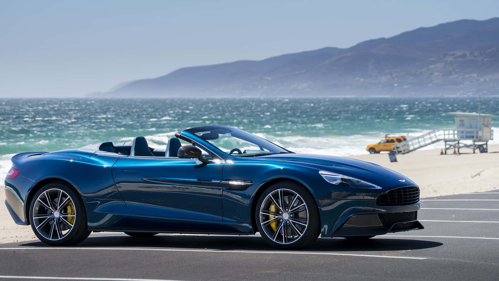 Aston Martin Vanquish Taustakuva