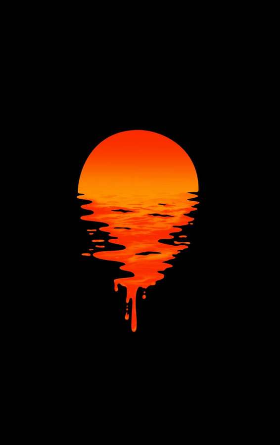 Oranssi aurinko upottautuu veteen, sen heijastus tippuu alas mustaa taustaa vasten. — Auringonlasku iPhone Taustakuvat