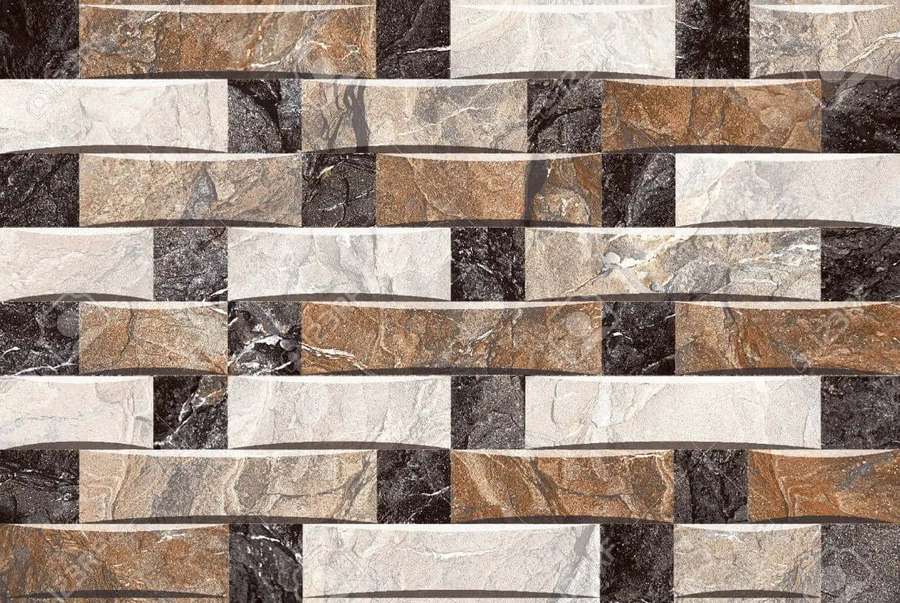 Parede coberta por fileiras onduladas de azulejos de mármore marrom, bege e preto. — Azulejo Papéis de Parede