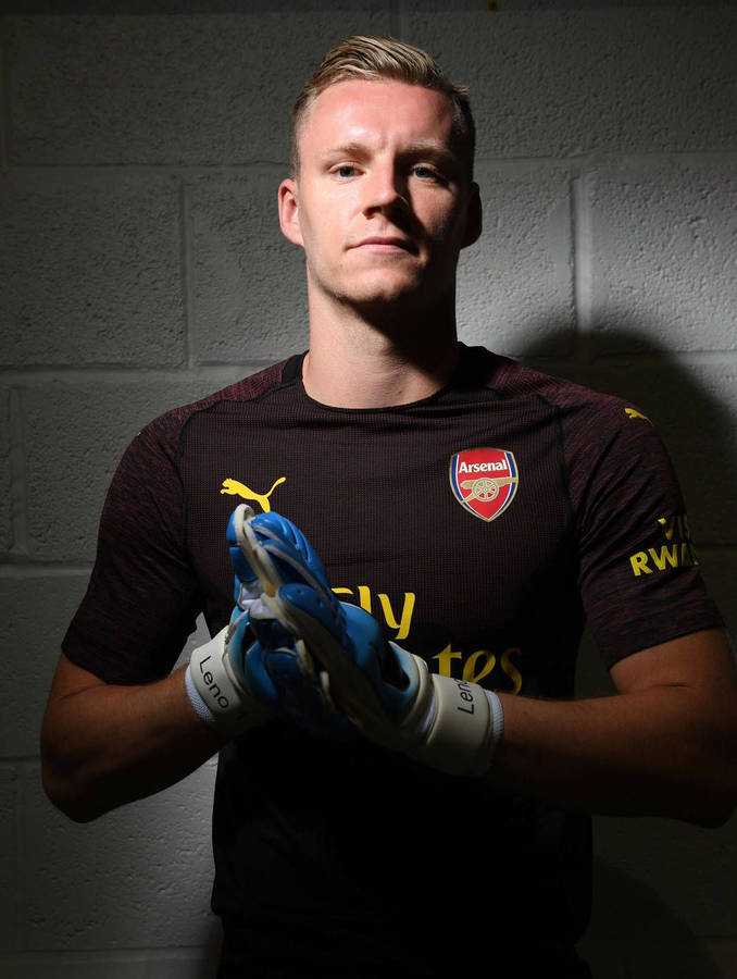 Bernd Leno Achtergrond