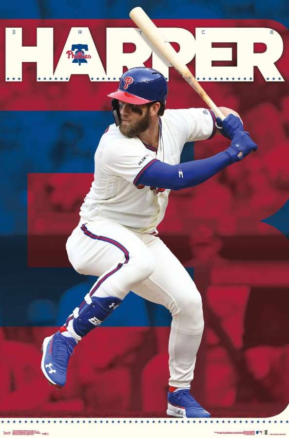Bryce Harper schwingt einen Baseballschläger im Phillies-Trikot. — Bryce Bilder