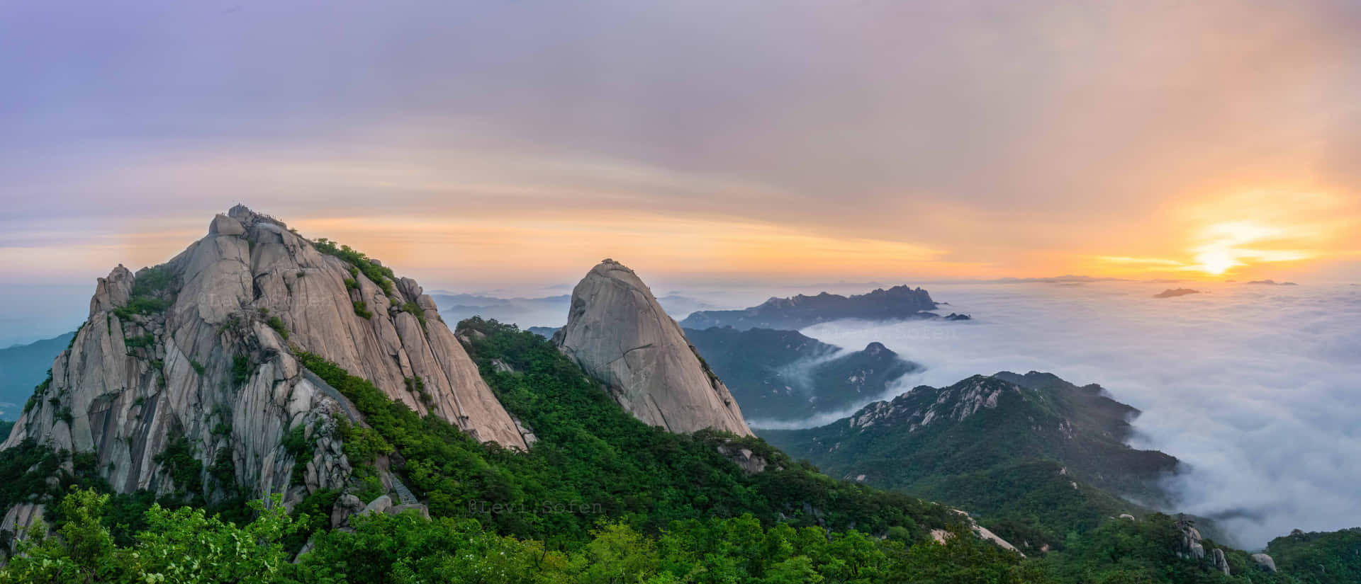 Bukhansan National Park Achtergrond