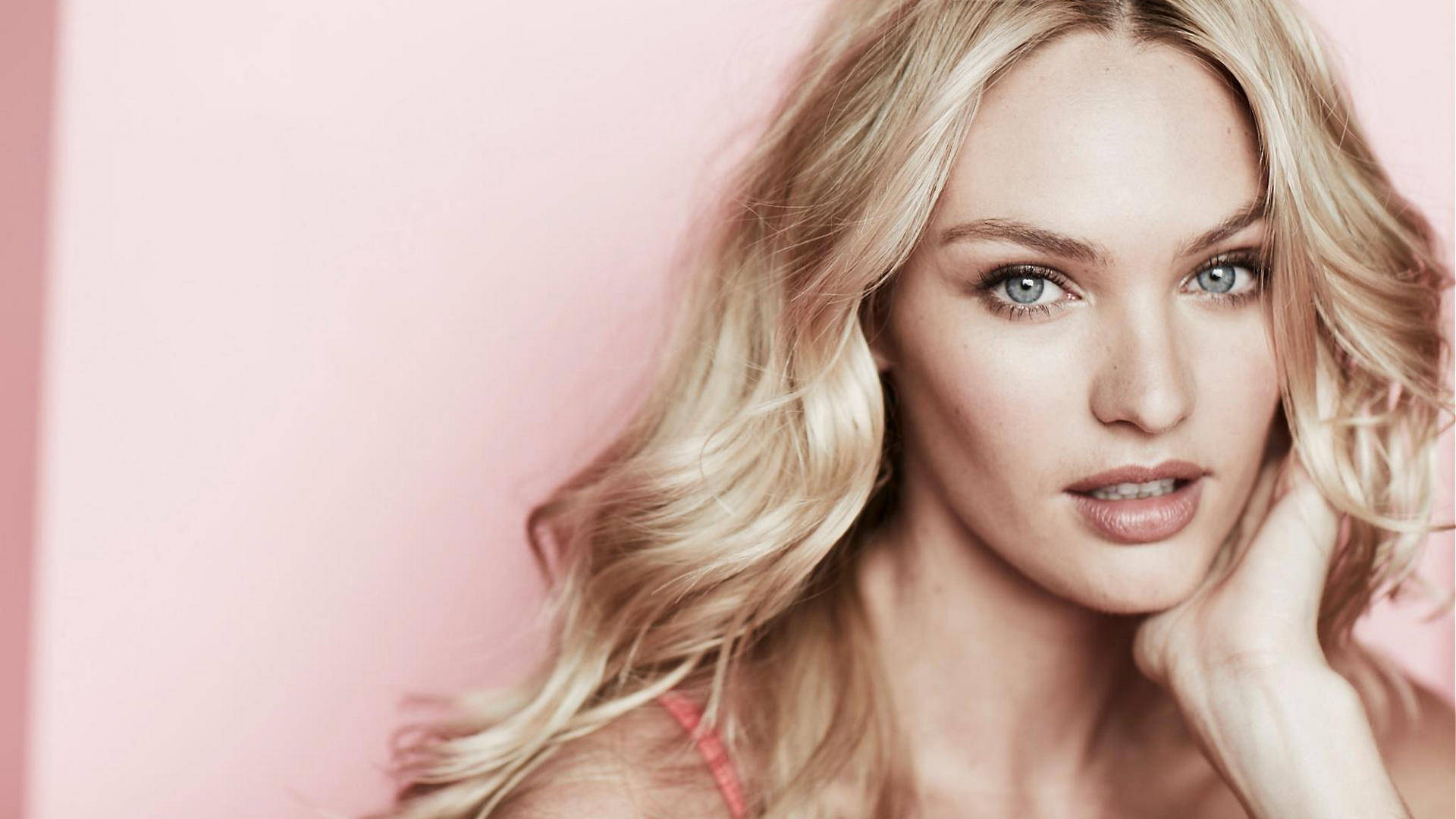 Candice Swanepoel Wallpaper