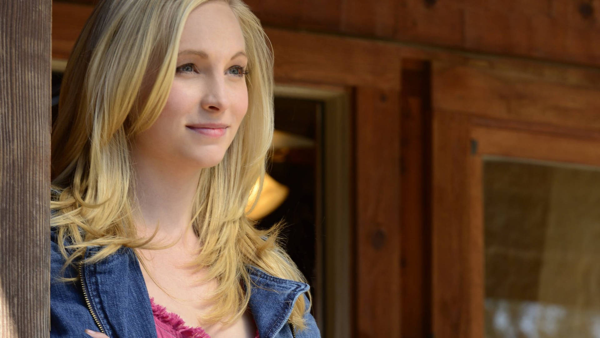 Caroline Forbes Achtergrond