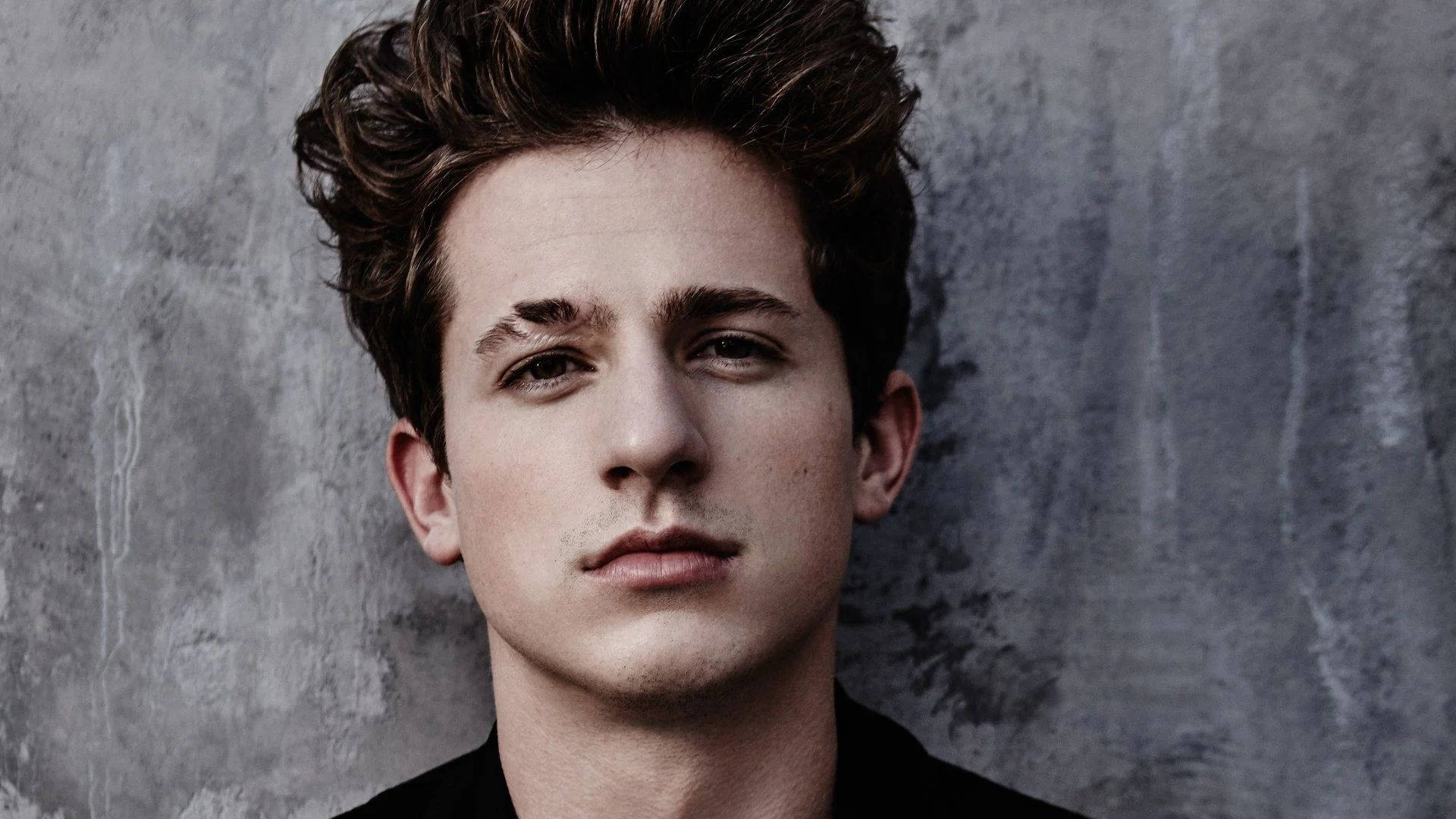 Charlie Puth Bakgrunnsbildet