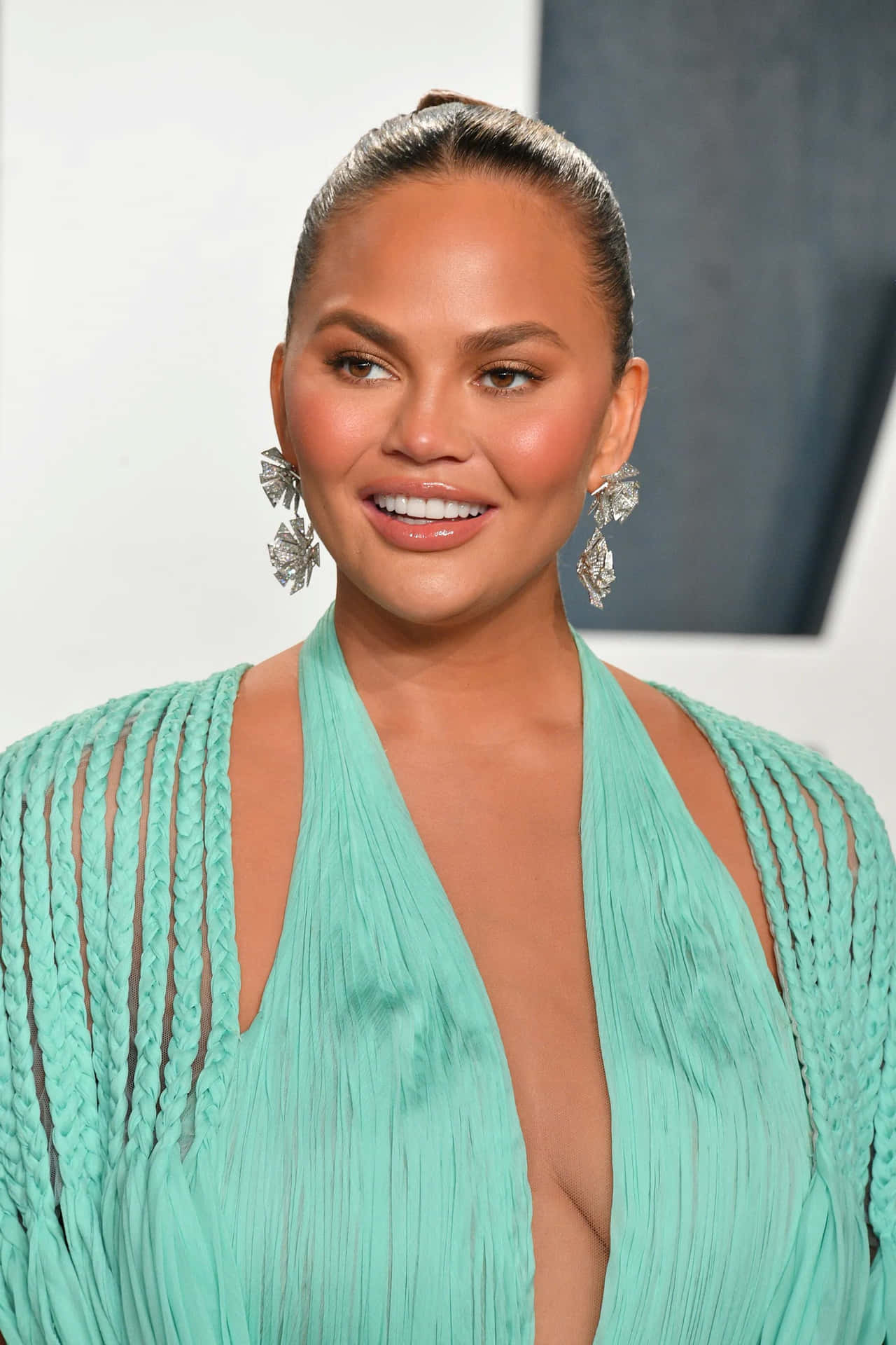 Chrissy Teigen Wallpaper