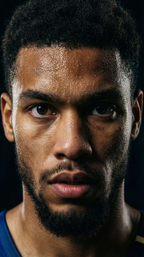 Close-up of a sweaty athlete with intense gaze. — Cj mccollum Background