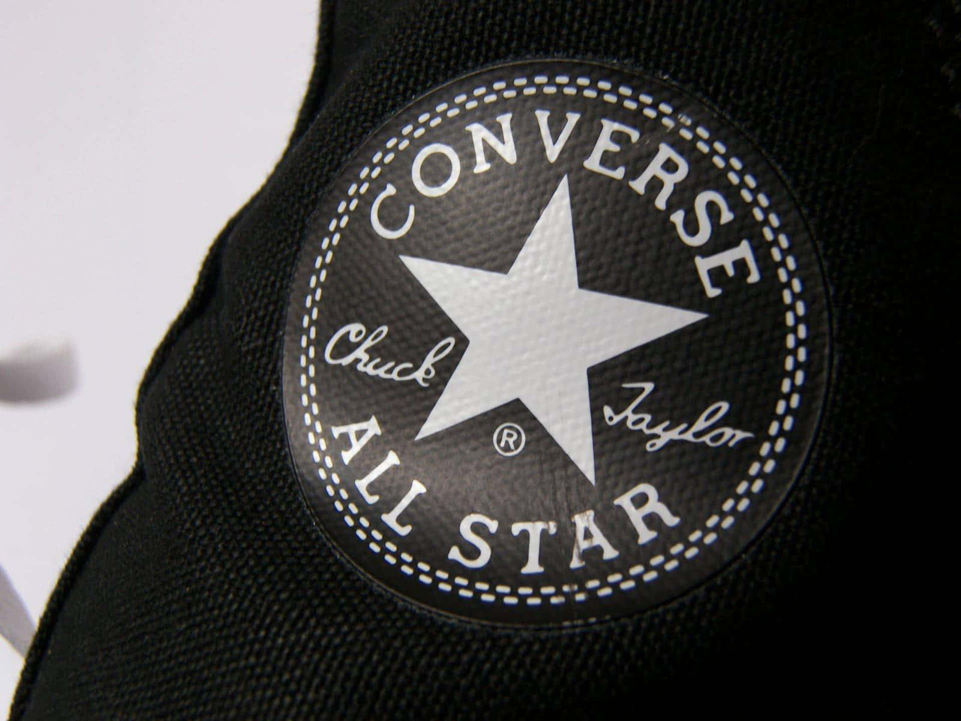 Converse Bakgrund