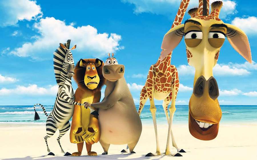 Four cartoon animals on a sunny beach with ocean and sky — Crazy Picture