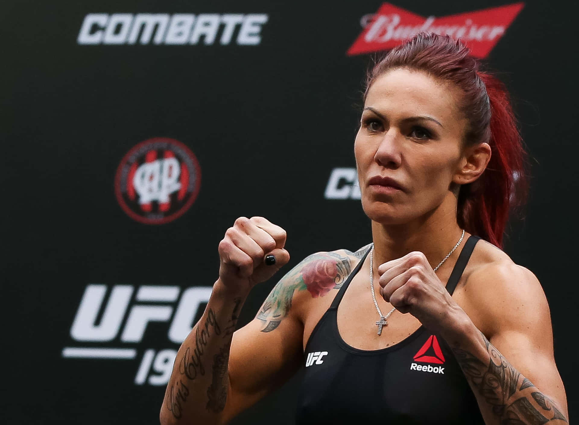 Cris Cyborg Bilder