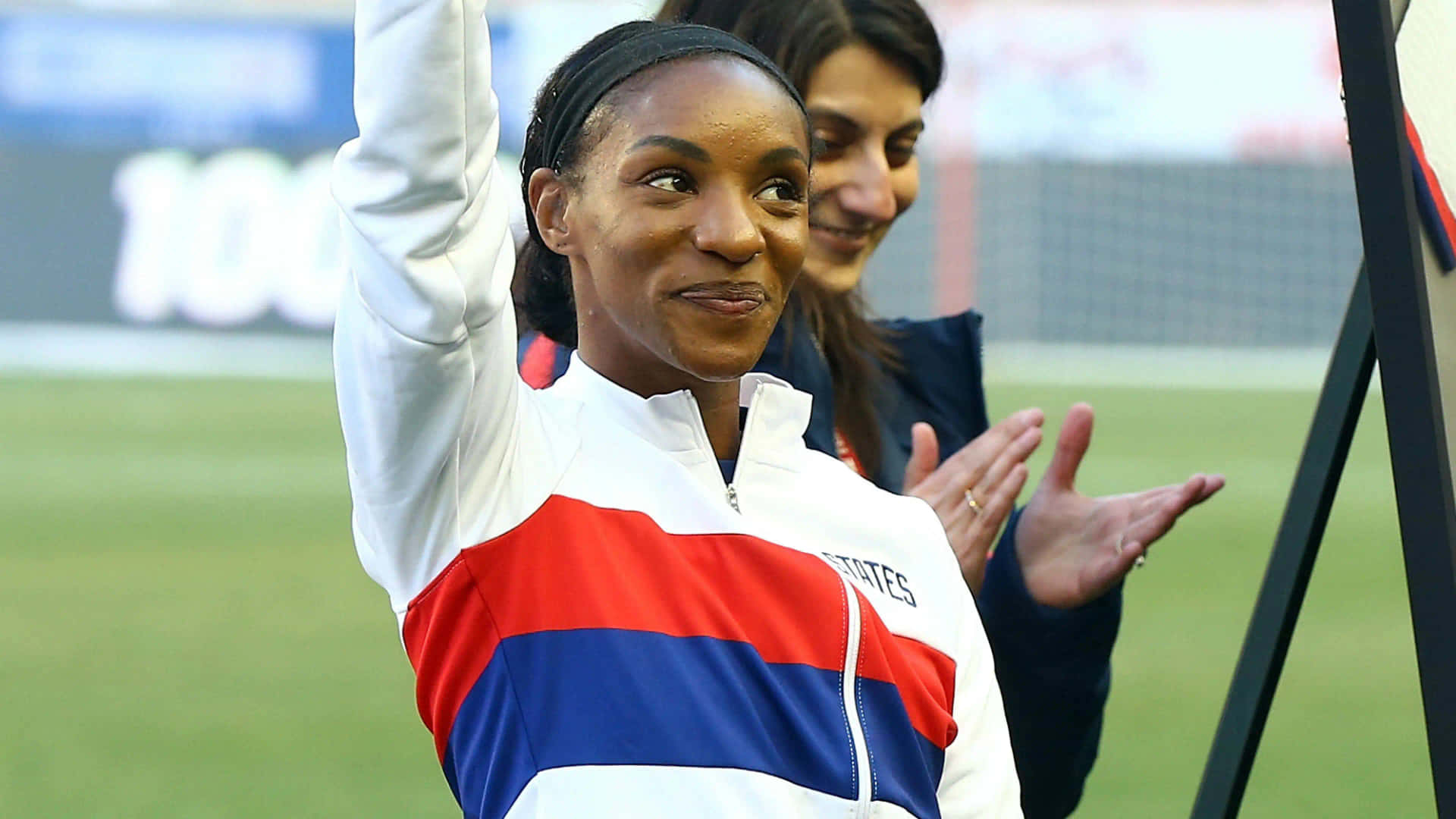 Crystal Dunn Achtergrond