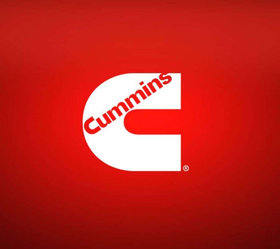 Logo Cummins in bianco con testo rosso su sfondo rosso. — Cummins Sfondi