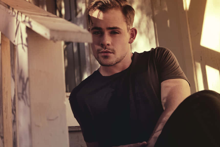 Dacre Montgomery Wallpaper