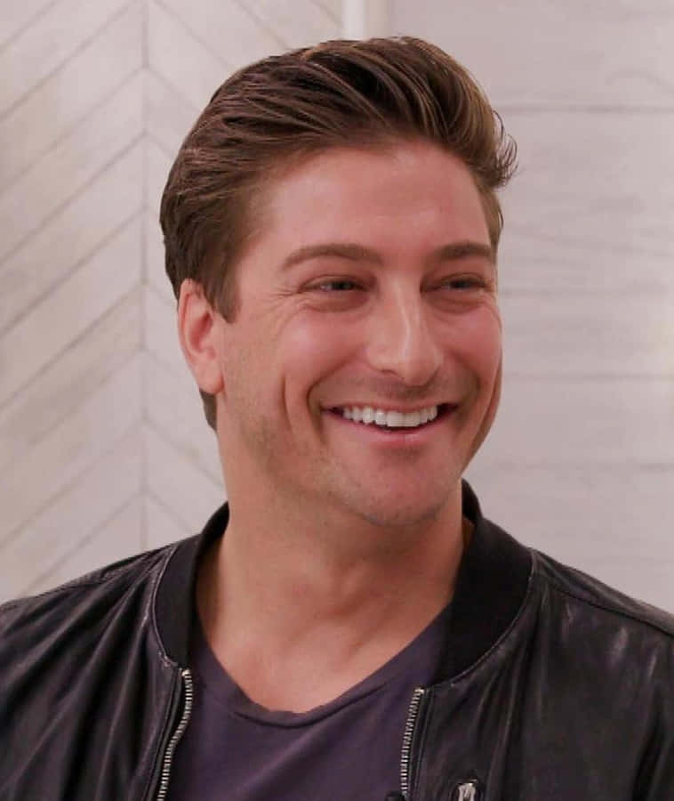 Daniel Lissing Wallpaper