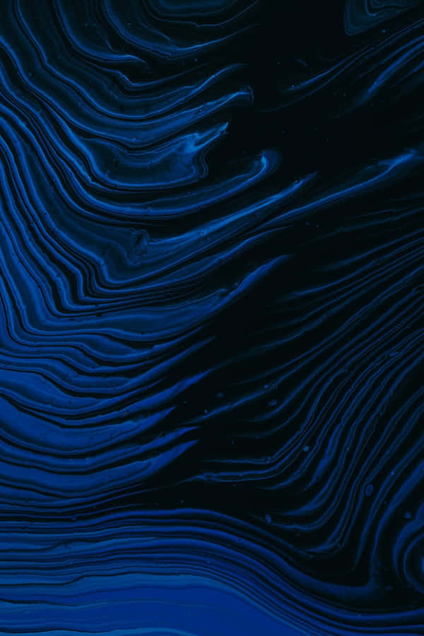 Abstrakti nestemäinen sininen ja musta pyörre, joka muistuttaa nestemäisen maalitaiteen tekstuuria — Dark Blue Pattern Taustakuvat