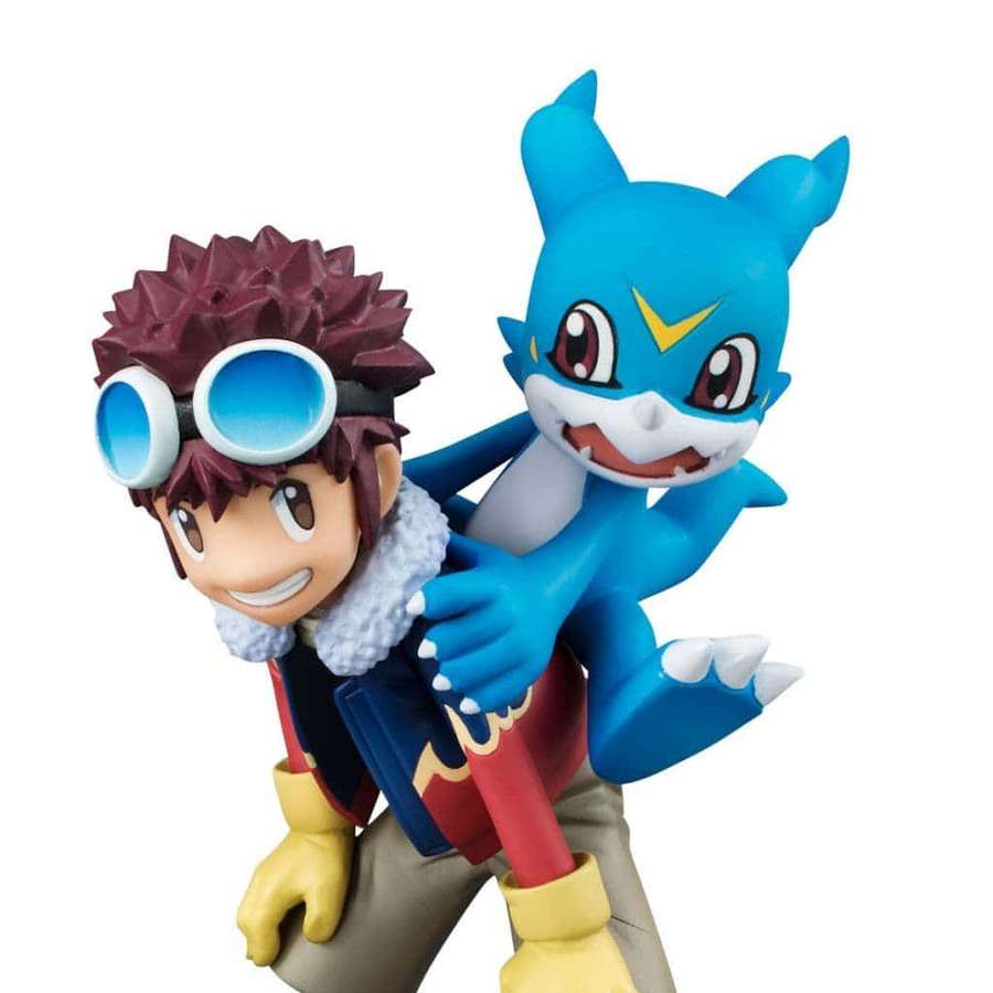 Anime boy with goggles hugging blue dragon figurine — Davis Motomiya Wallpaper