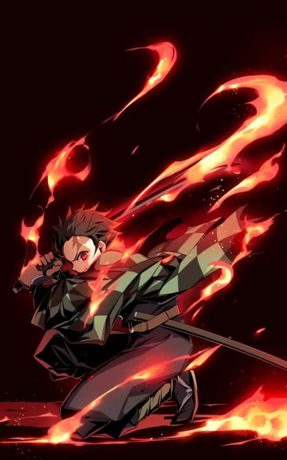 Anime-kriger som svinger et flammende sverd i en mørk, brennende kampscene. — Demon Slayer iPad Bakgrunner