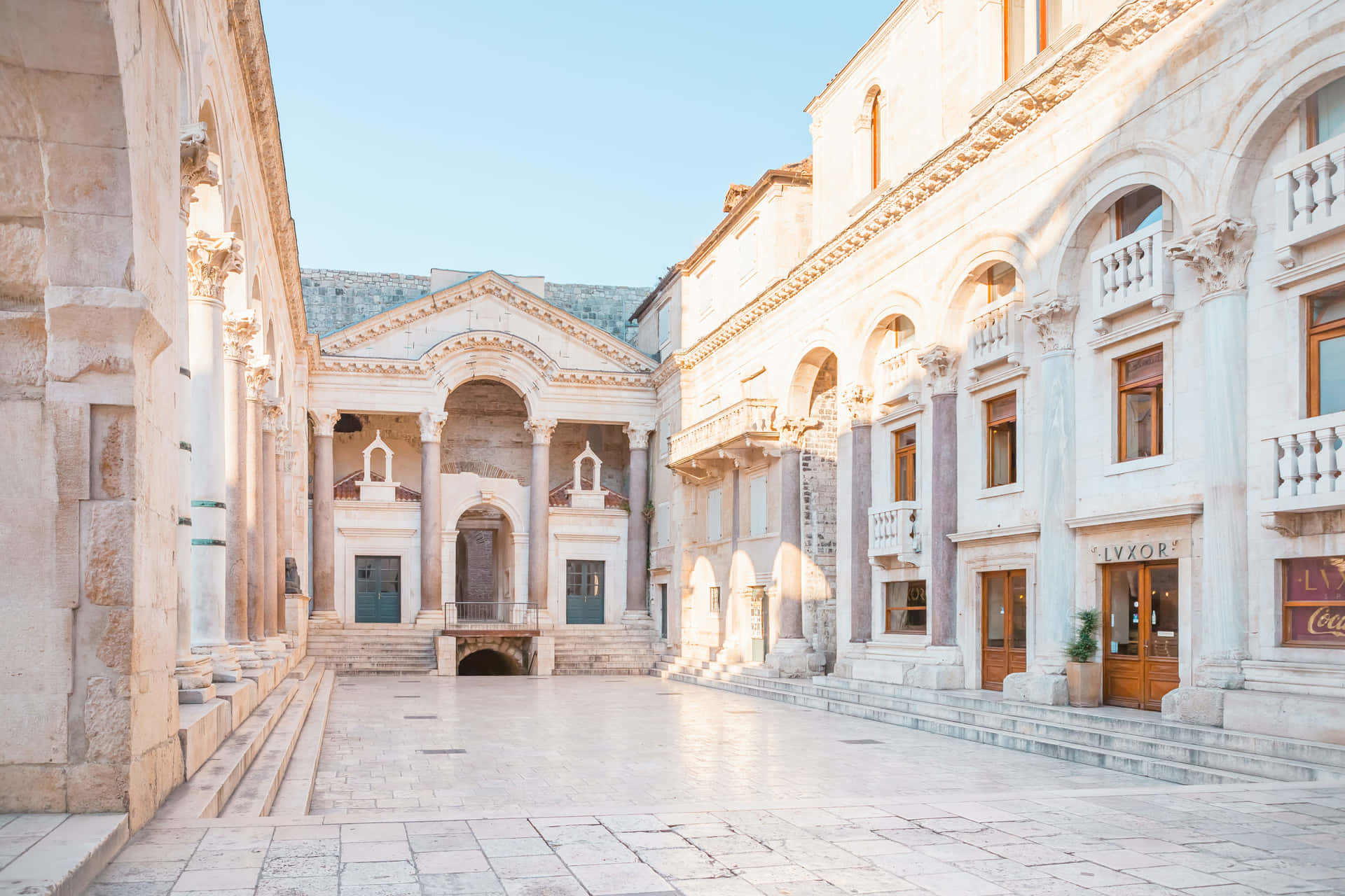 Diocletians Palace Wallpaper