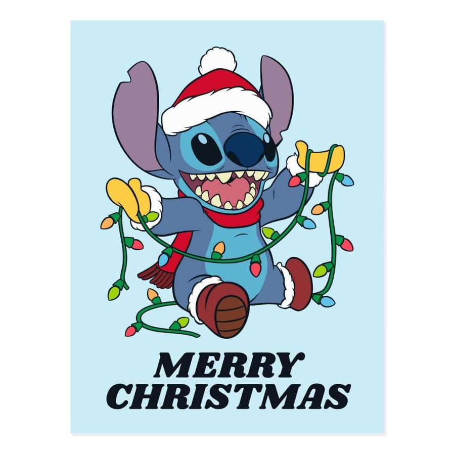 Stitch mit Weihnachtsmannmütze hält Weihnachtslichter mit dem Text 'Frohe Weihnachten'. — Disney Bilder