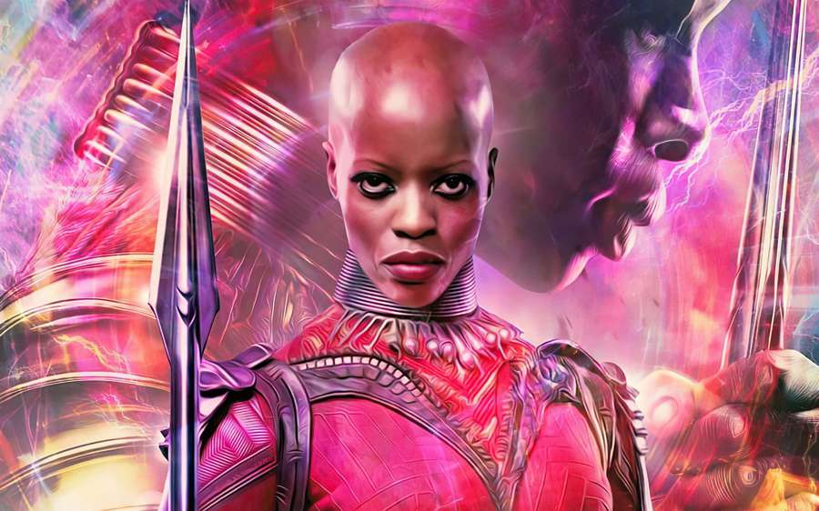 Kalju soturi vaaleanpunaisessa haarniskassa pitää keihästä kosmisten salamoitten ja energian keskellä. — Dora Milaje Taustakuvat