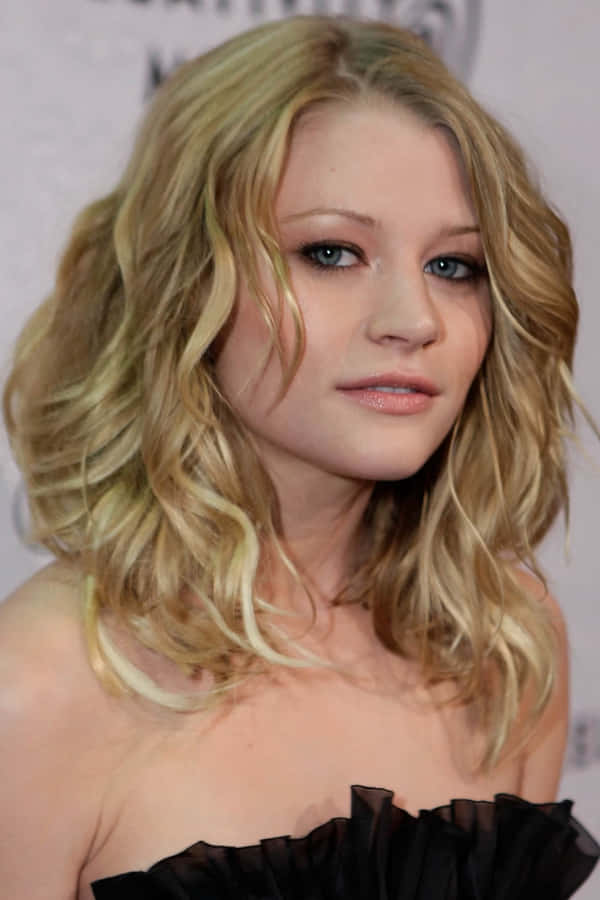 Emilie De Ravin Fondo de pantalla