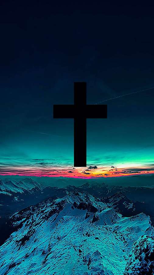 Schwarzes Kreuz auf schneebedeckten Bergen bei Sonnenuntergang mit farbenfrohem Himmel. — Faith Wallpaper