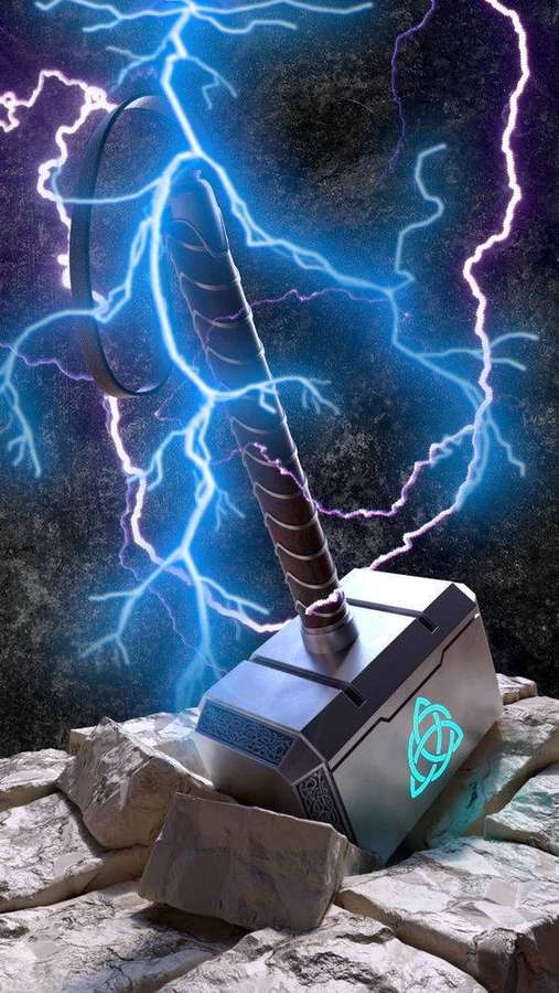 Thors Hammer Mjolnir in Stein eingebettet, mit Blitzen, die um ihn herum knistern. — Felsen Wallpaper