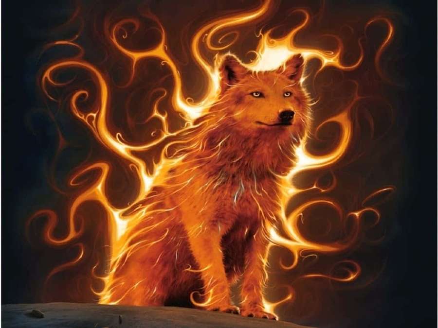 Ein mythischer Fuchs, umgeben von wirbelnden Flammen vor einem dunklen Hintergrund. — Feuerwolf Wallpaper
