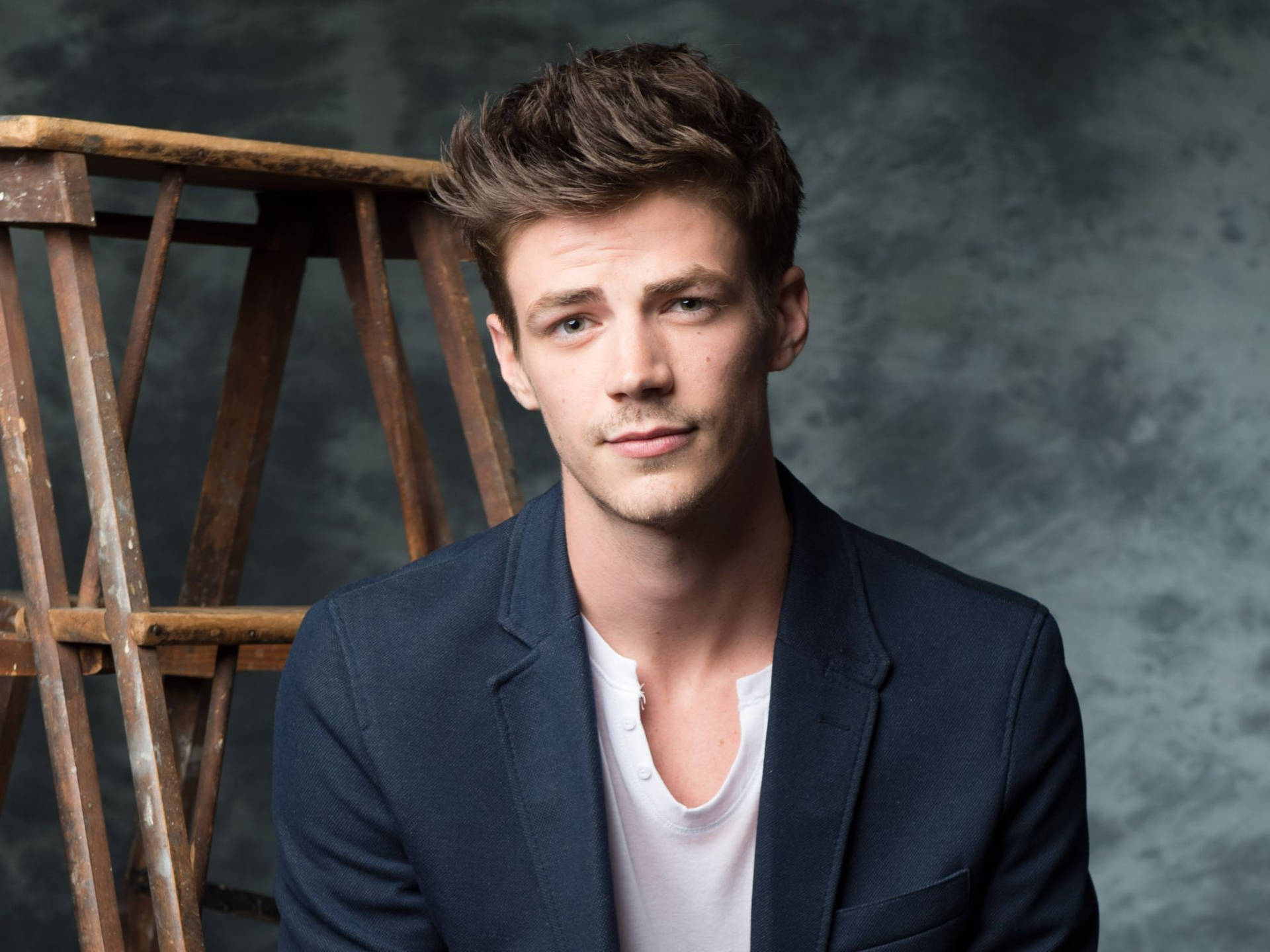 Grant Gustin Pictures