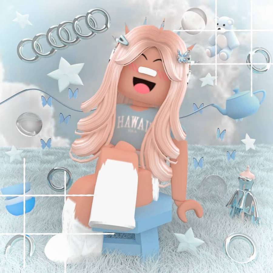 Ein fröhlicher Roblox-Charakter sitzt auf einem Stuhl, umgeben von schwebenden Sternen und Spielzeug in einem verträumten Himmel. — Hellblaue Ästhetik Wallpaper