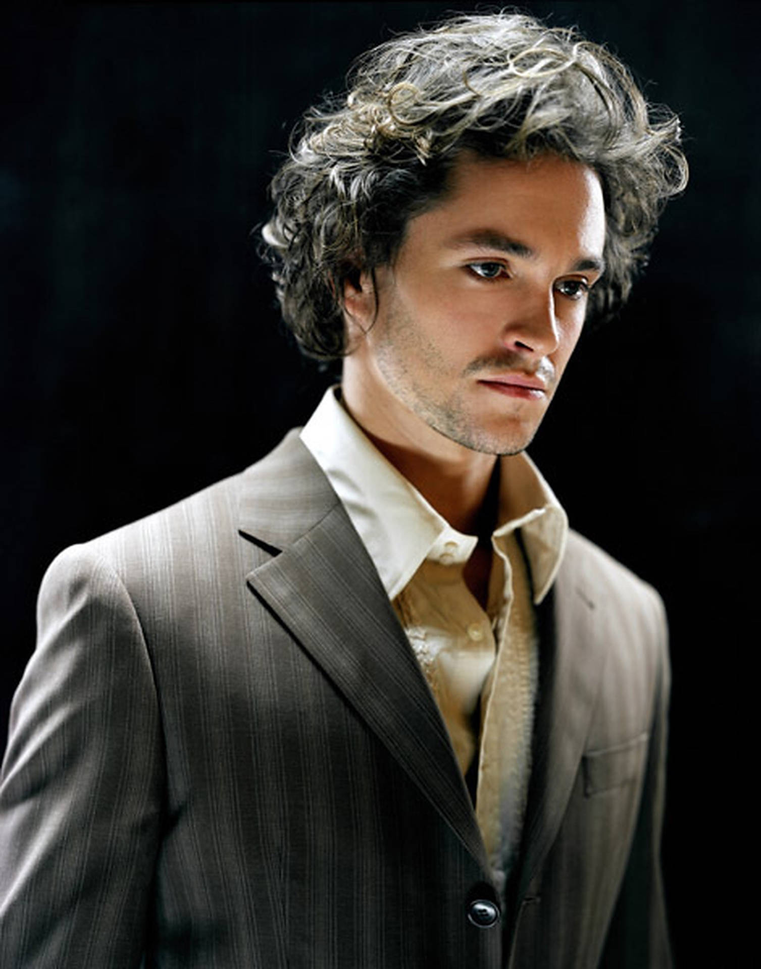 Hugh Dancy Wallpaper