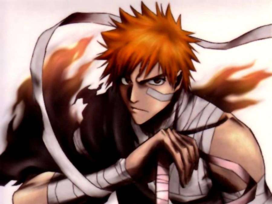 Guerriero anime con capelli arancioni e occhio bendato in posizione di combattimento. — Ichigo Sfondi