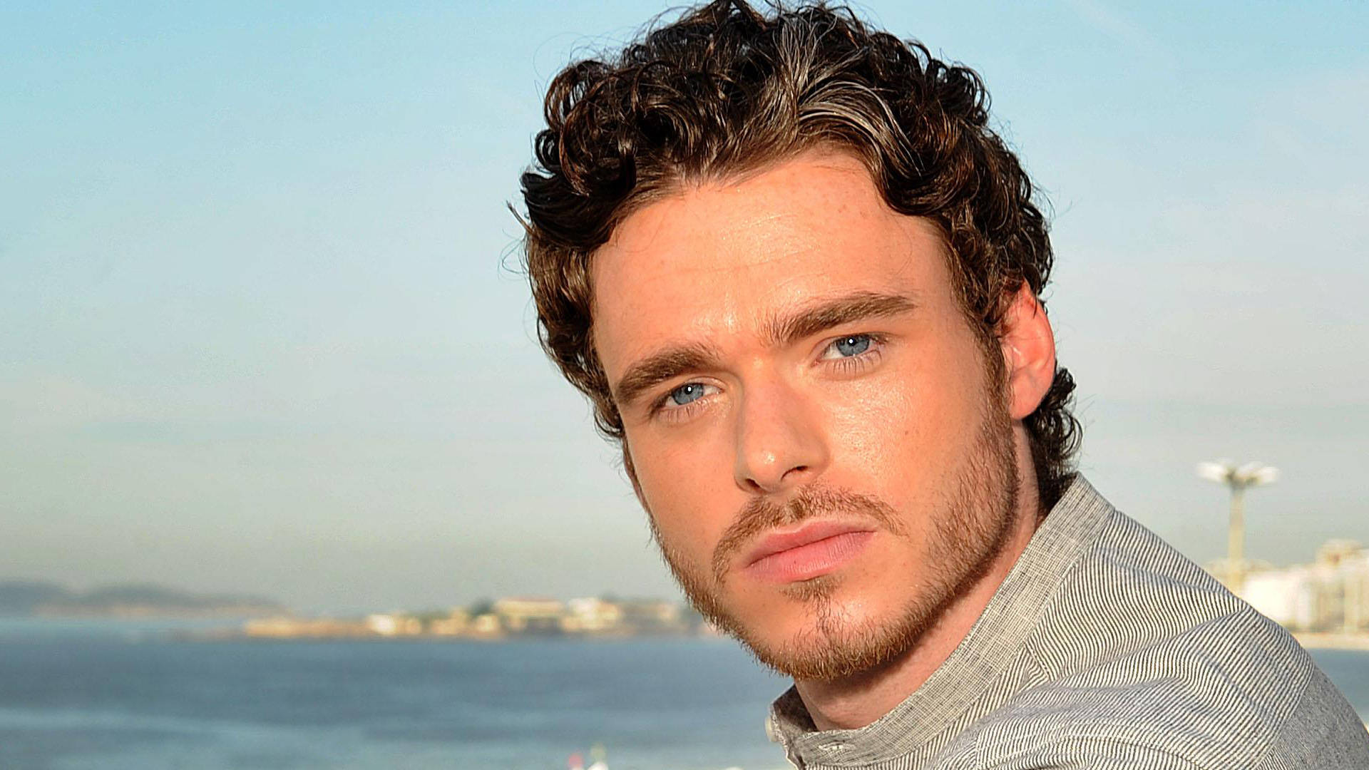 Immagini Di Richard Madden