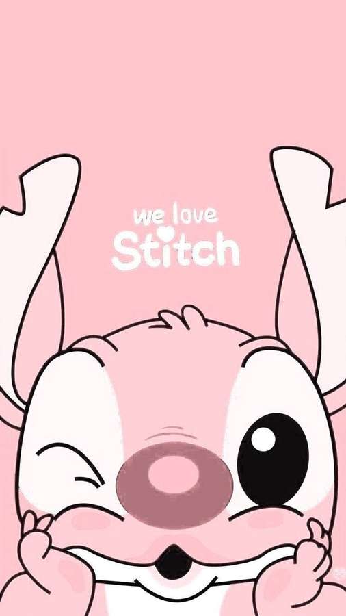 Stitch pisca um olho enquanto segura as bochechas, fundo rosa com texto. — iPhone estético rosa Papéis de Parede