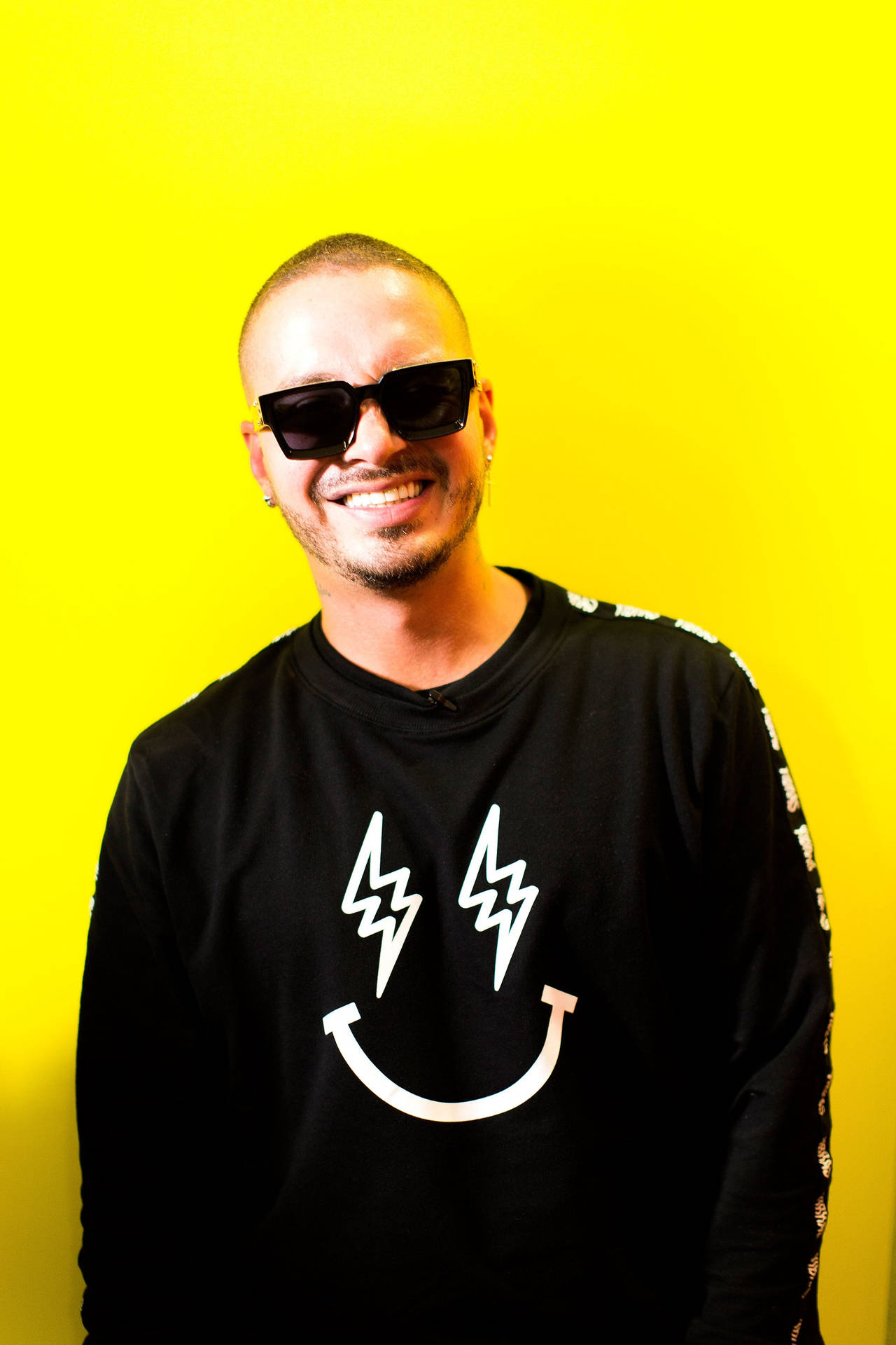 J Balvin Wallpaper