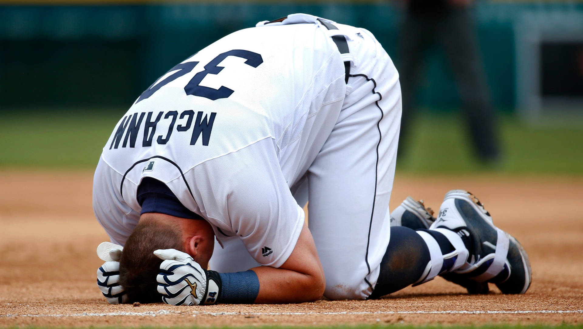 James Mccann Taustakuva