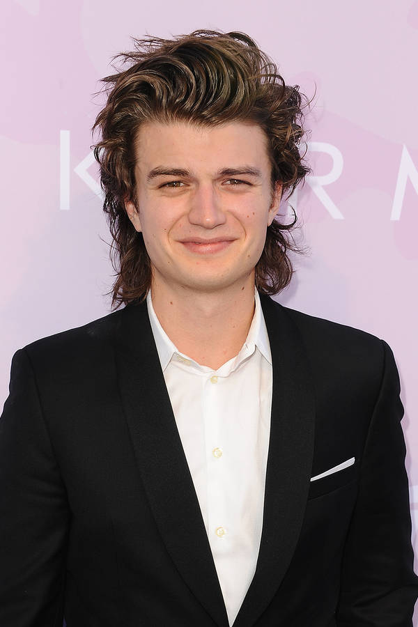 Joe Keery Sfondo