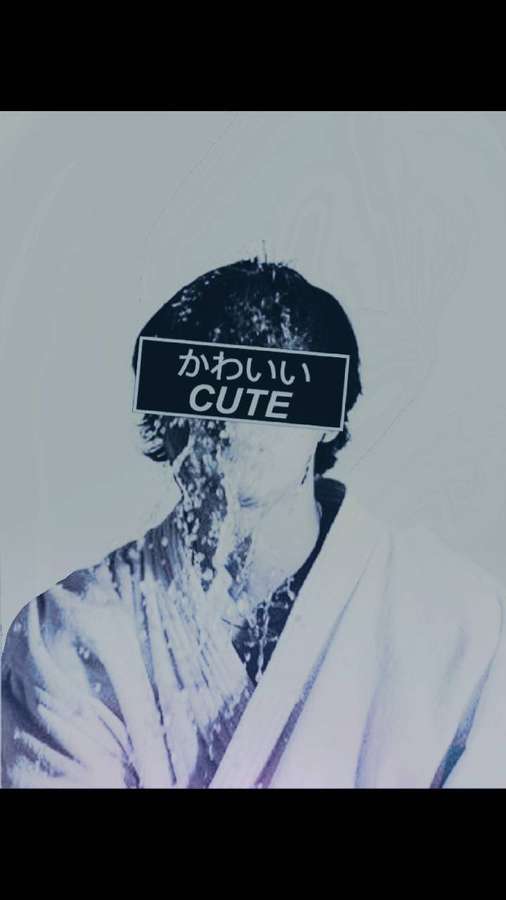Person in weißem Gewand mit Gesicht bedeckt von einem Schild mit der Aufschrift 'cute' auf Japanisch und Englisch. — Joji Wallpaper