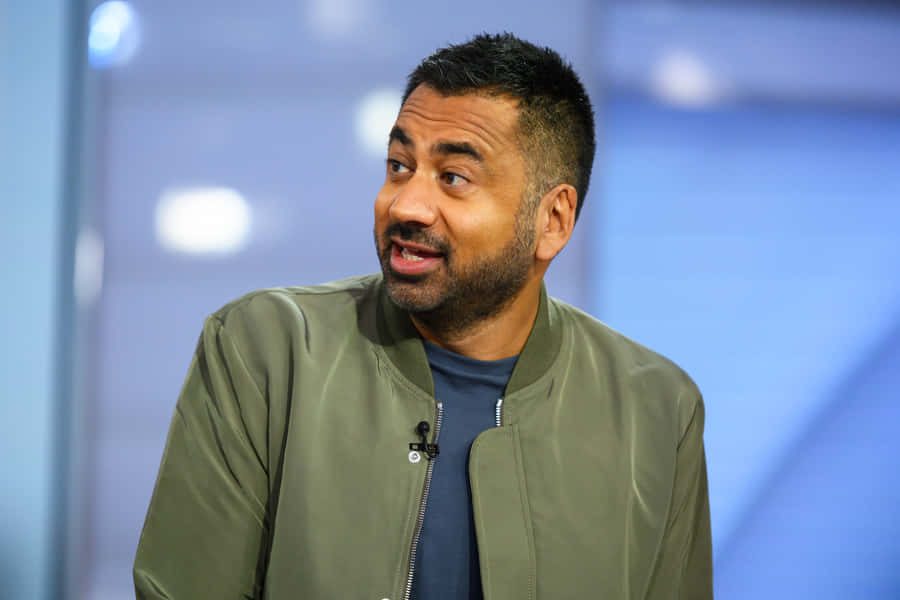 Kal Penn Achtergrond