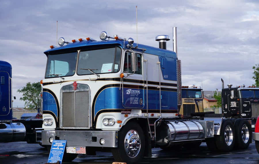 Kenworth K100 Achtergrond