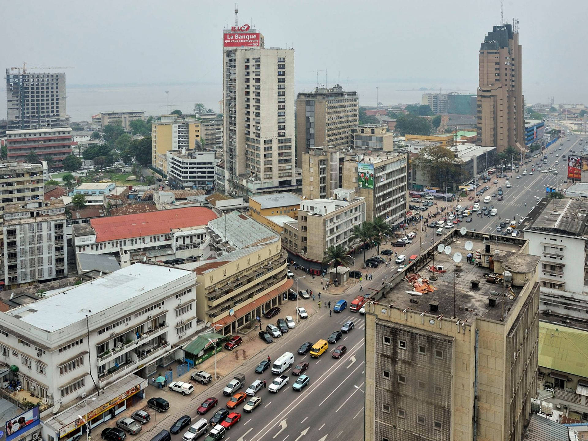 Kinshasa Sfondo